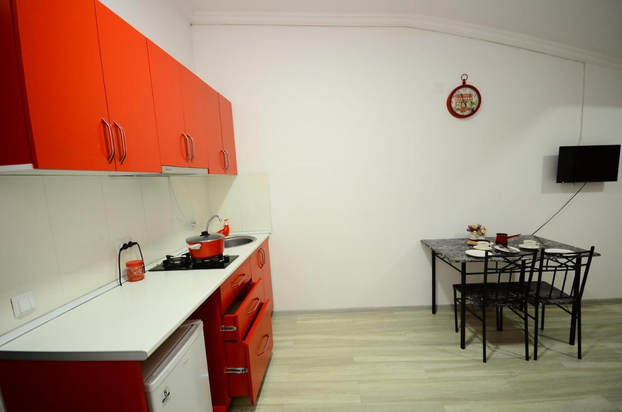 Aparthotel My Home Батумі Екстер'єр фото