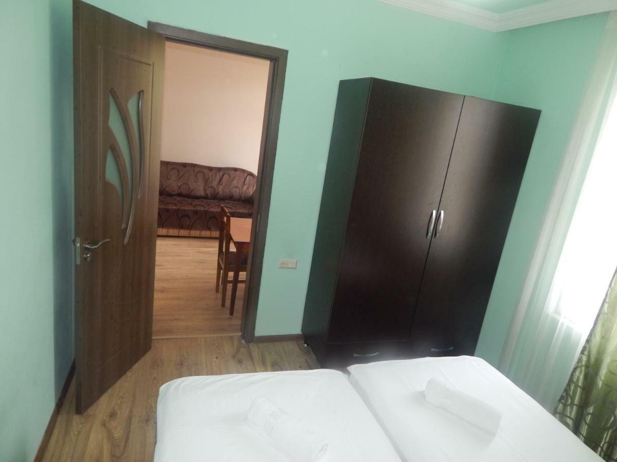 Aparthotel My Home Батумі Екстер'єр фото